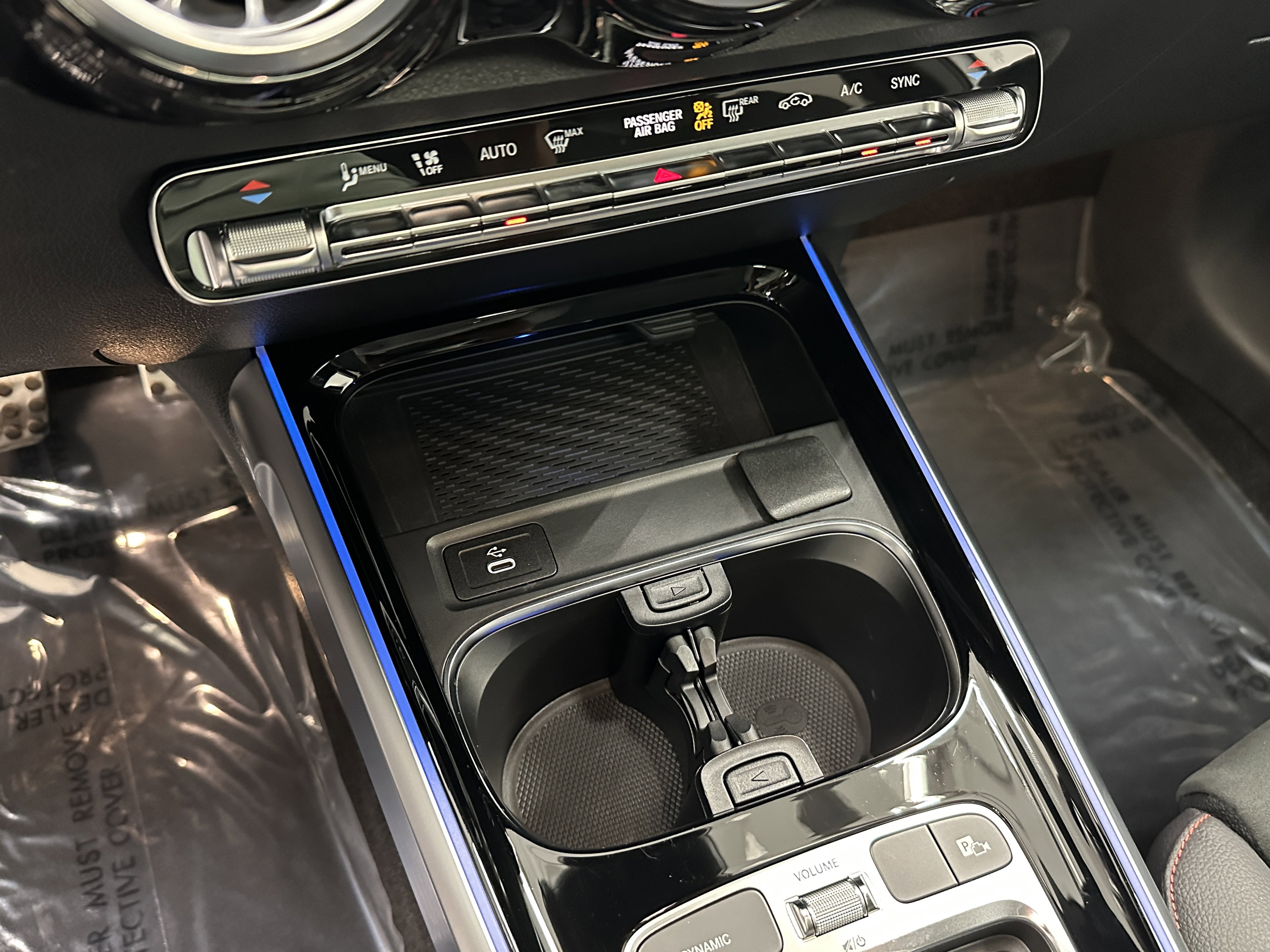 2024 Mercedes Benz GLB 250 photo 18