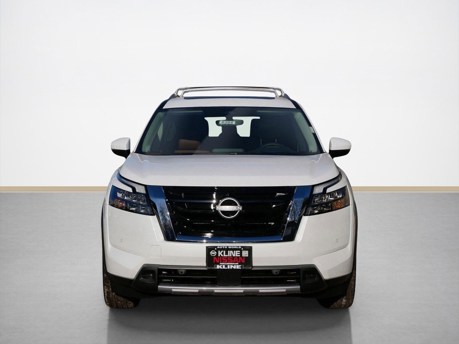 2025 Nissan Pathfinder Platinum photo 4