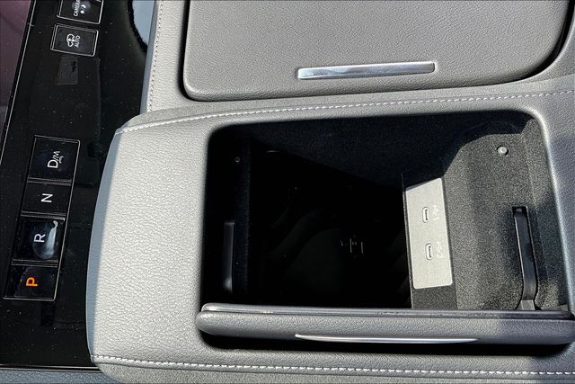 2026 Infiniti QX80 Luxe photo 26