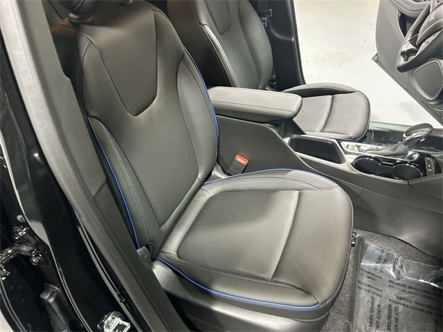 2025 Buick Encore GX Sport Touring photo 22