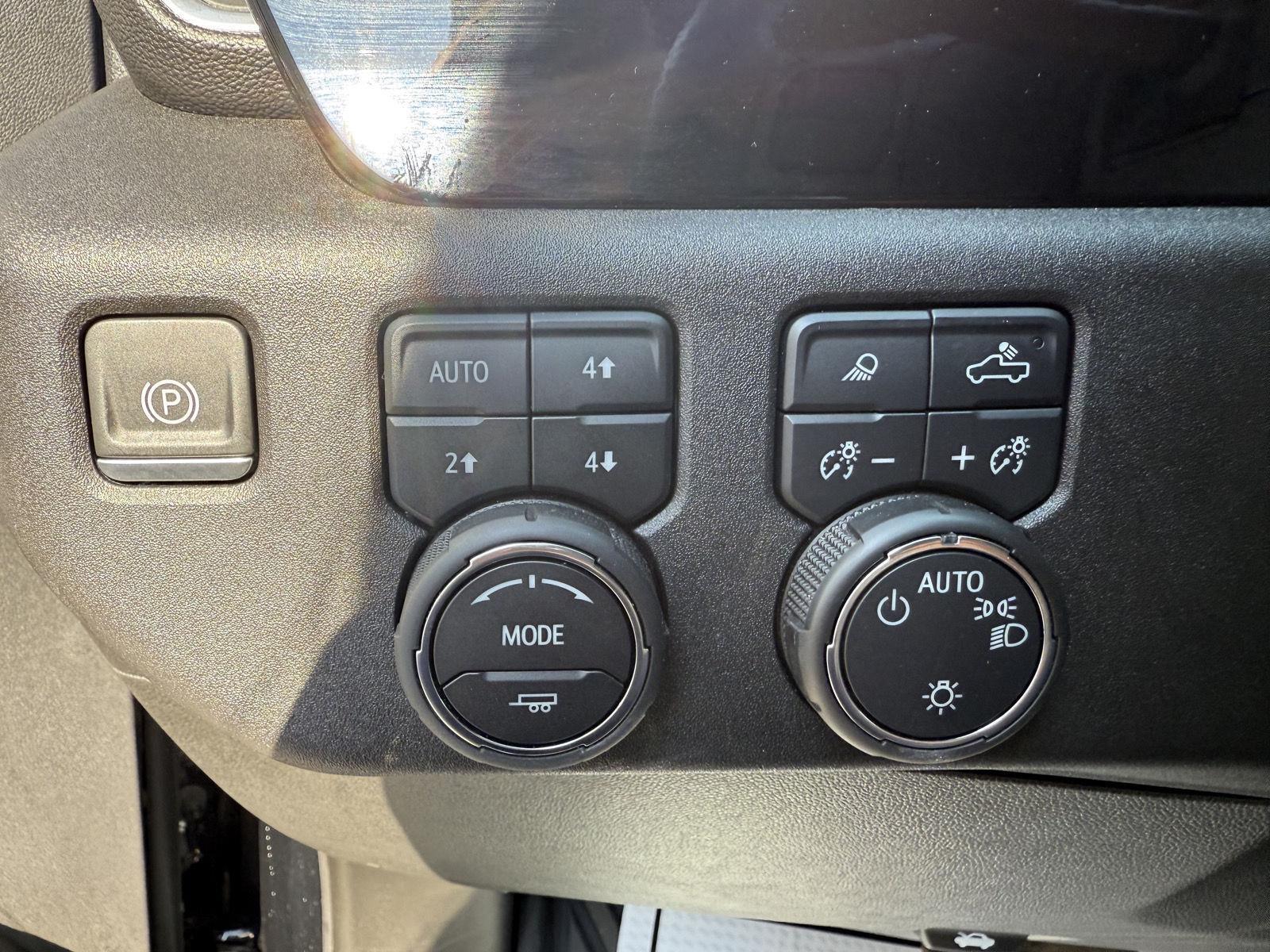 2023 Chevrolet Silverado 1500 LT photo 12