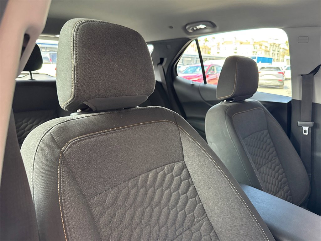 2019 Chevrolet Equinox LT photo 3