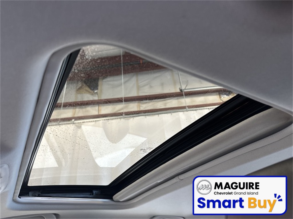 2018 Mazda Mazda3 Touring photo 3