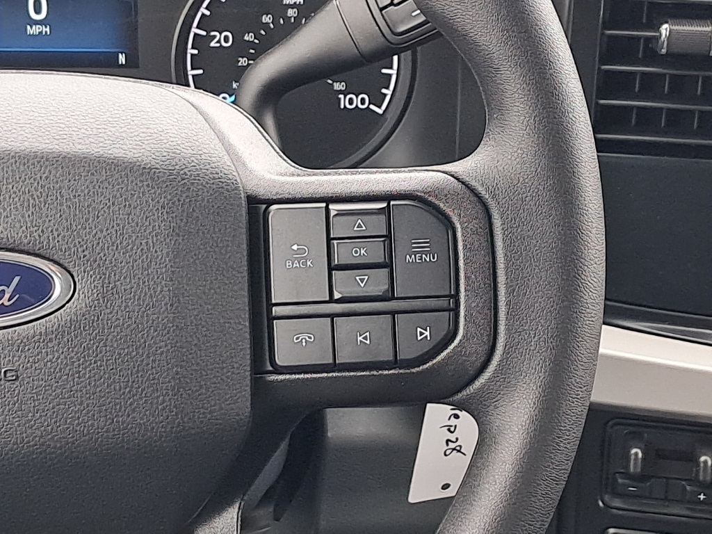 2025 Ford F-350 XLT photo 13
