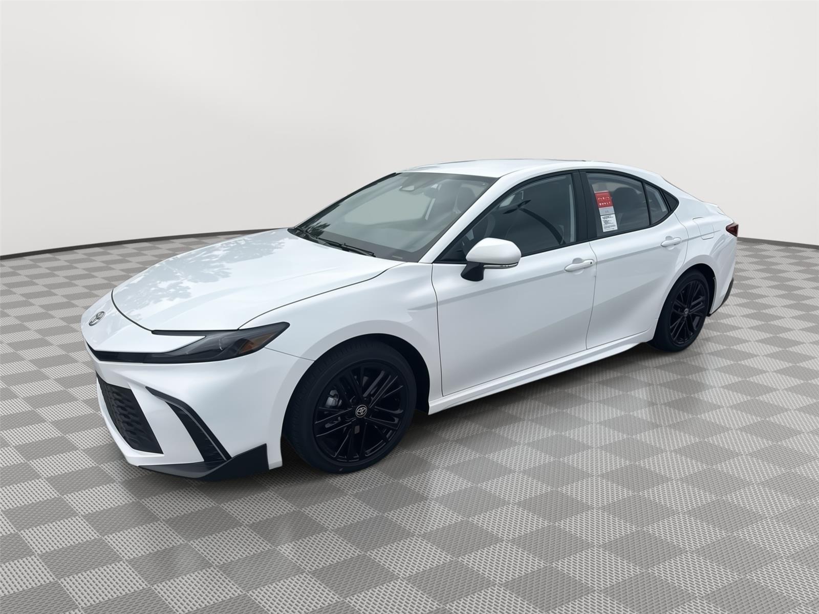 2026 Toyota Camry SE's photo