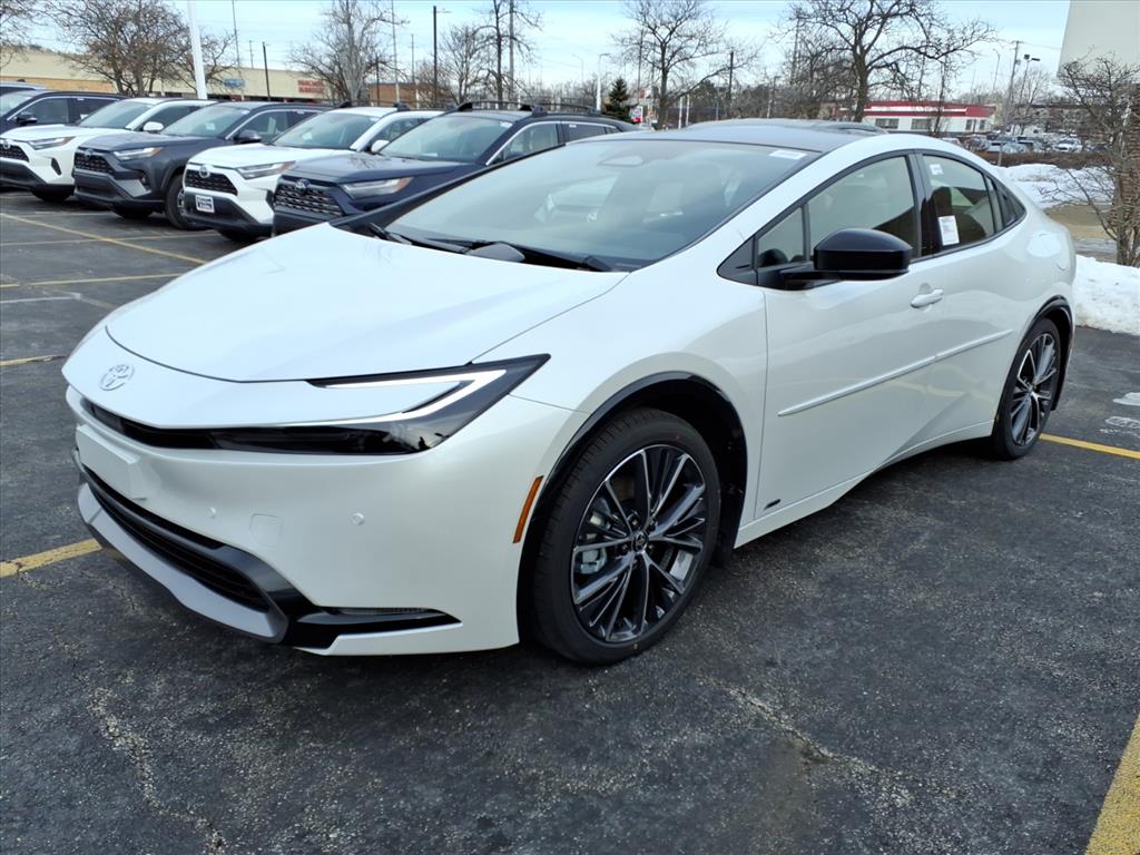 2026 Toyota Prius XLE's photo