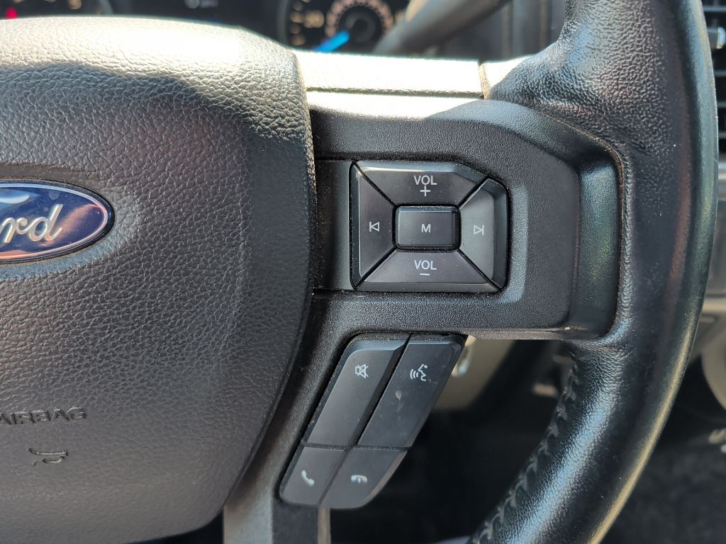 2017 Ford F-150 XLT photo 6