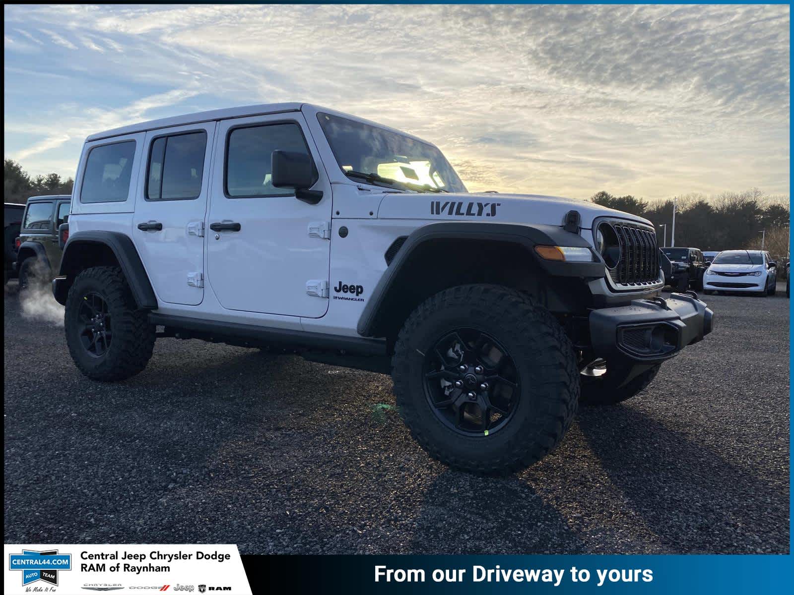2026 Jeep Wrangler 4-Door Willys's photo