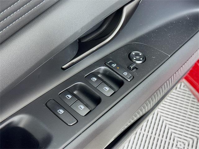 2025 Hyundai Elantra SEL Sport photo 24