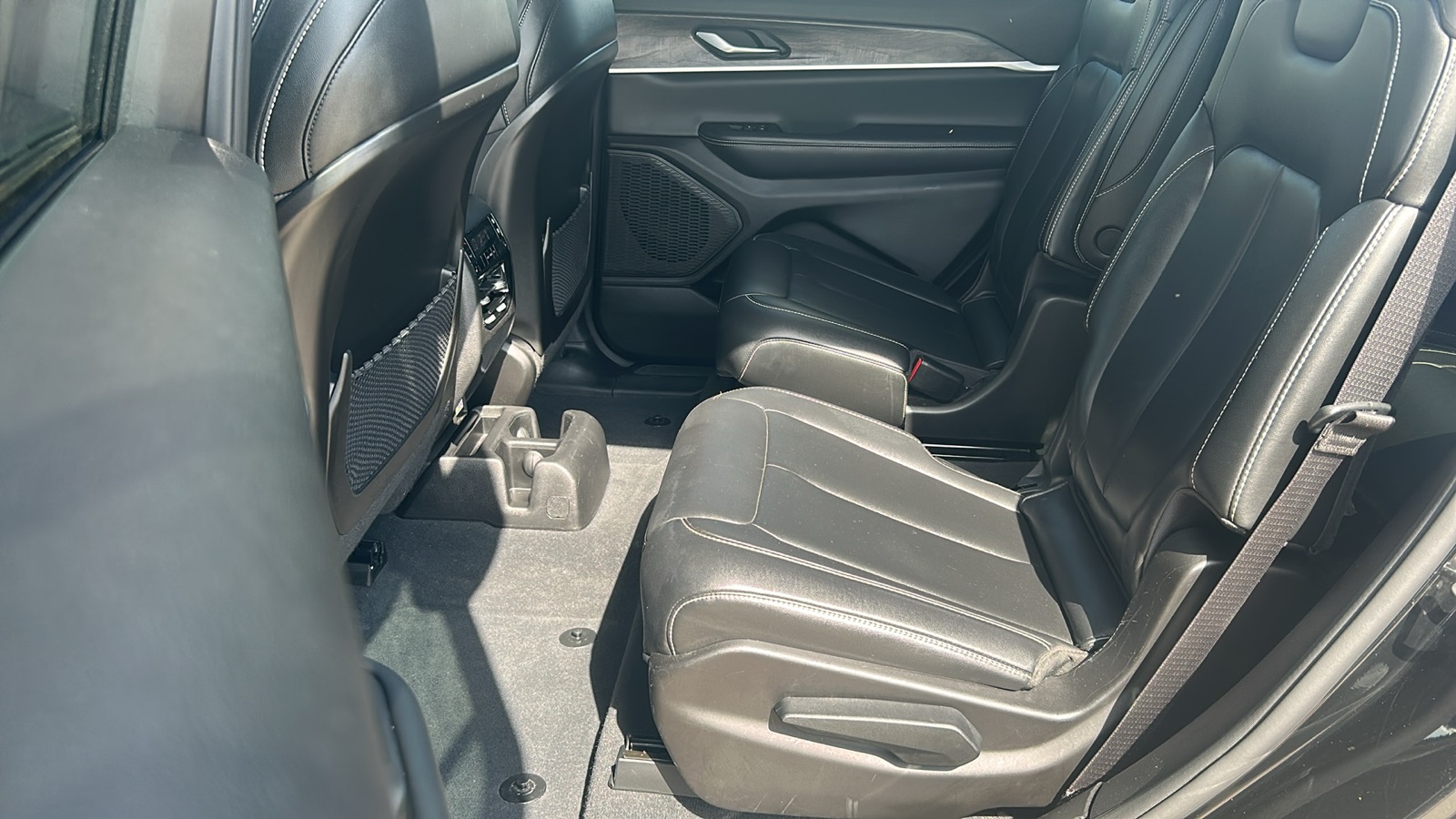 2023 Jeep Grand Cherokee Limited photo 28