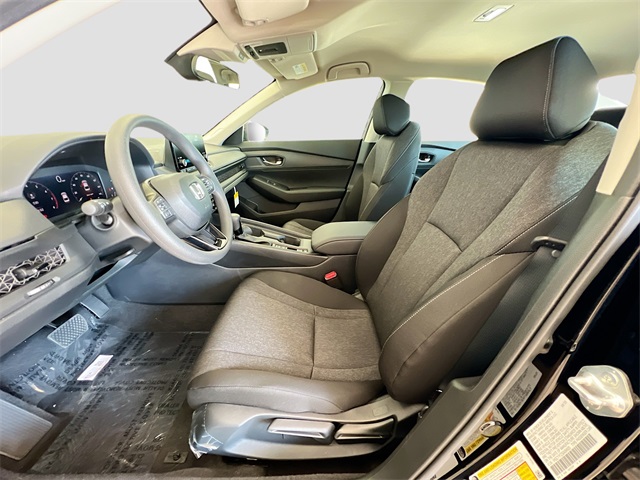 2025 Honda Accord LX photo 19