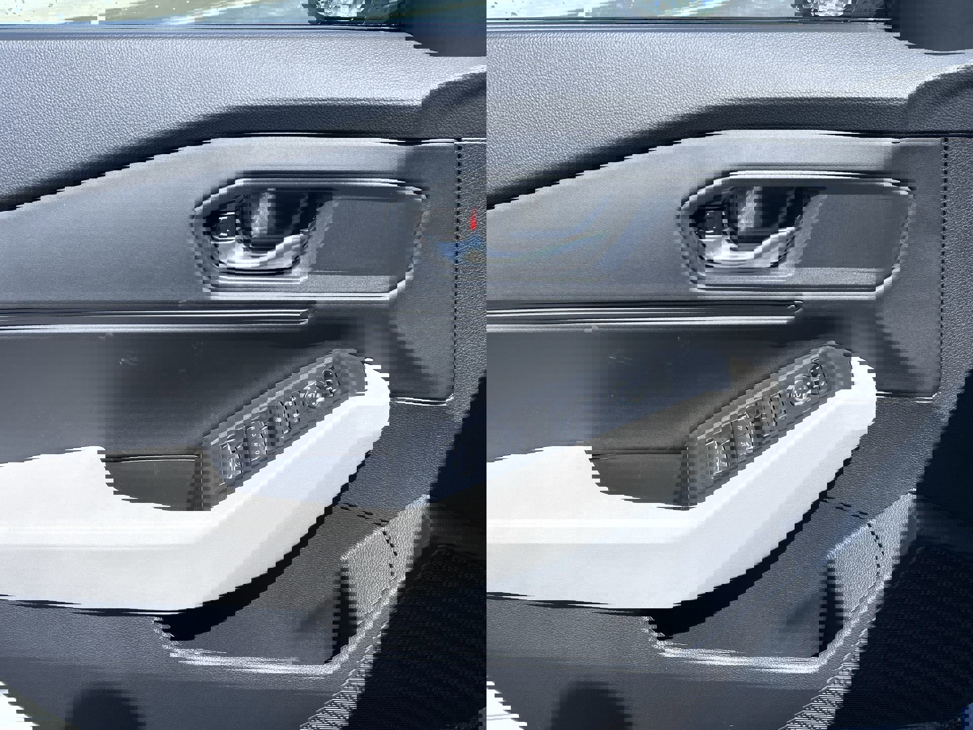 2025 Honda Accord 1.5T SE photo 12