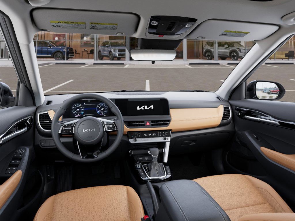 2025 Kia Seltos EX photo 12