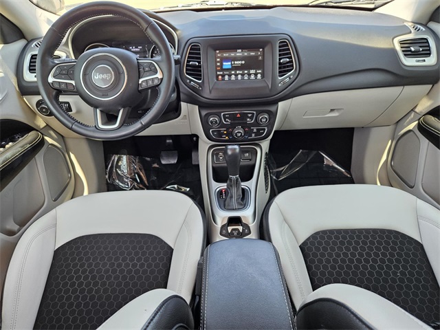 2020 Jeep Compass Latitude photo 32
