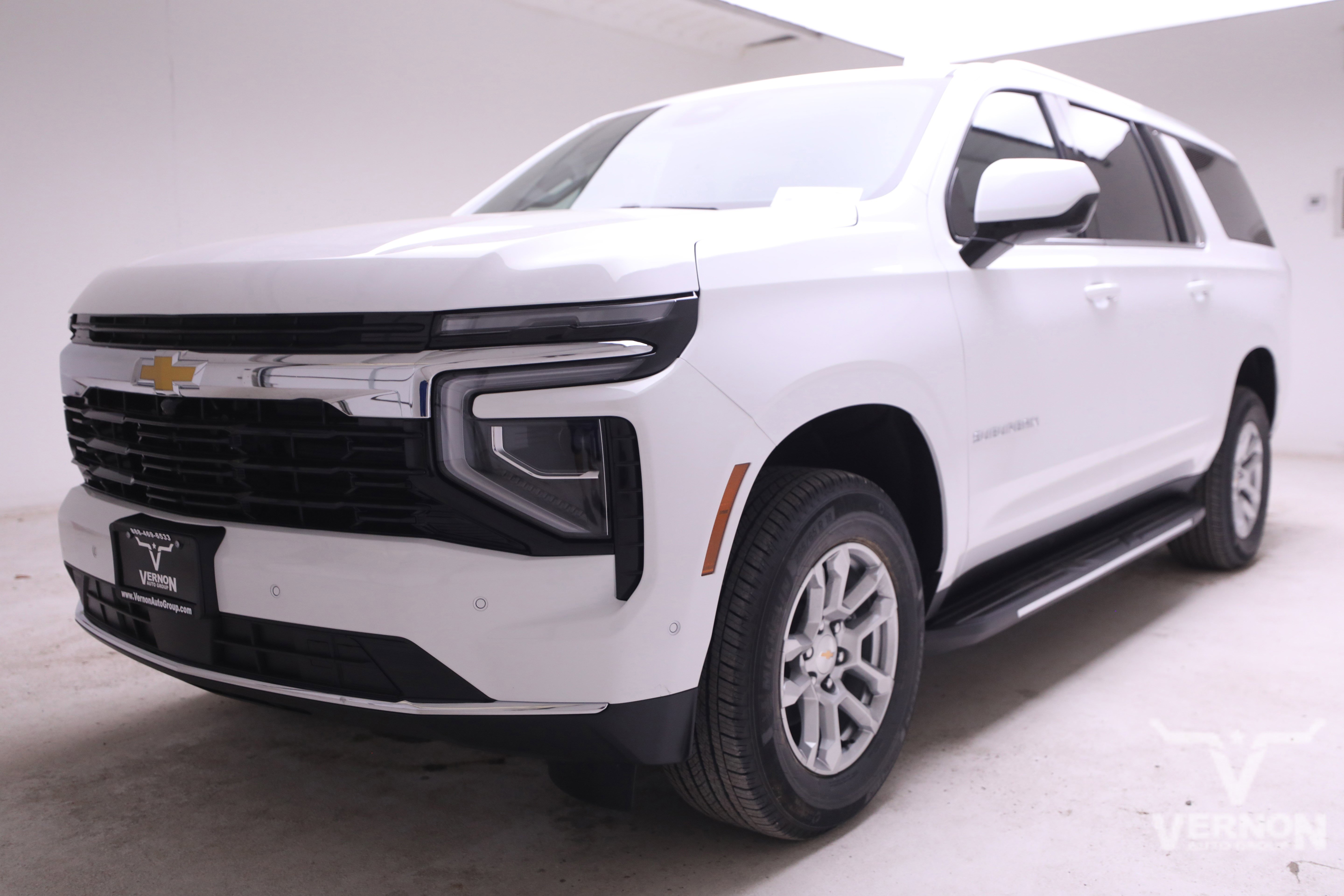 2026 Chevrolet Suburban LS's photo