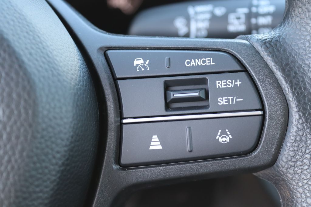 2025 Honda HR-V LX photo 27