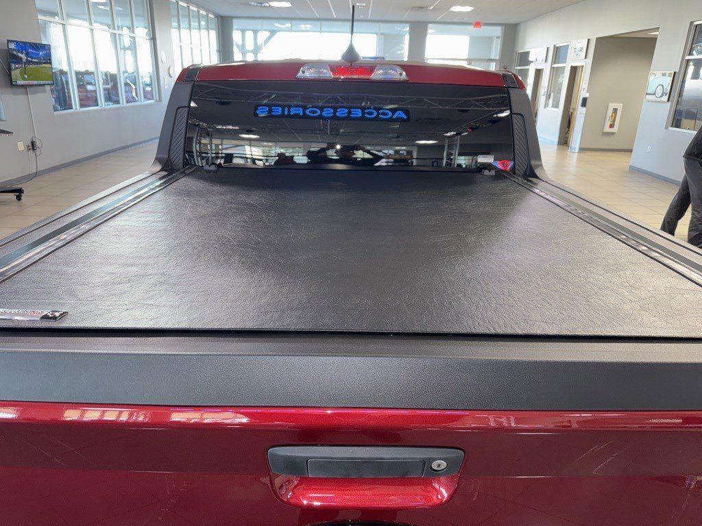 2025 Ford Maverick XLT photo 9