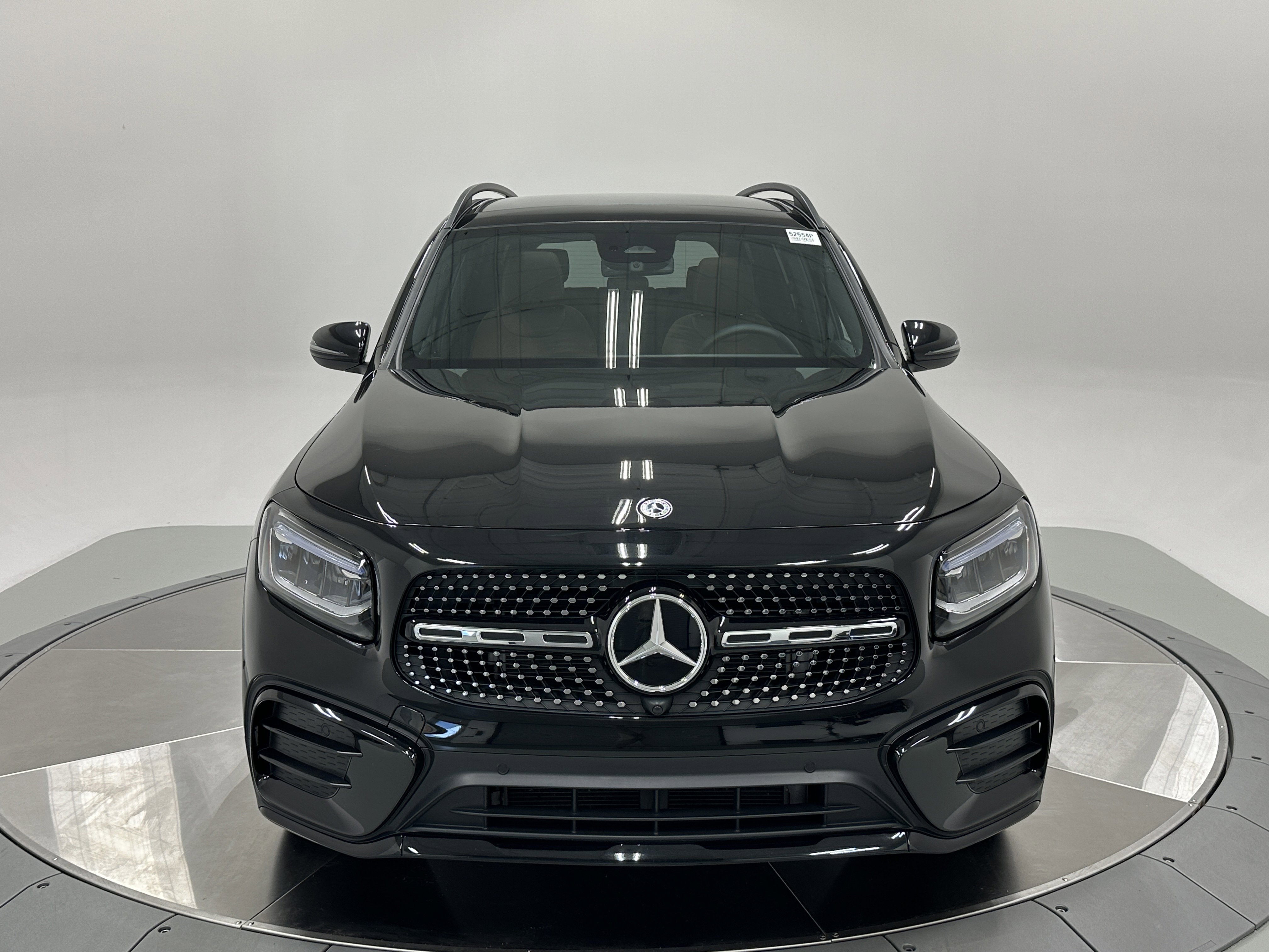 2024 Mercedes Benz GLB 250 photo 2