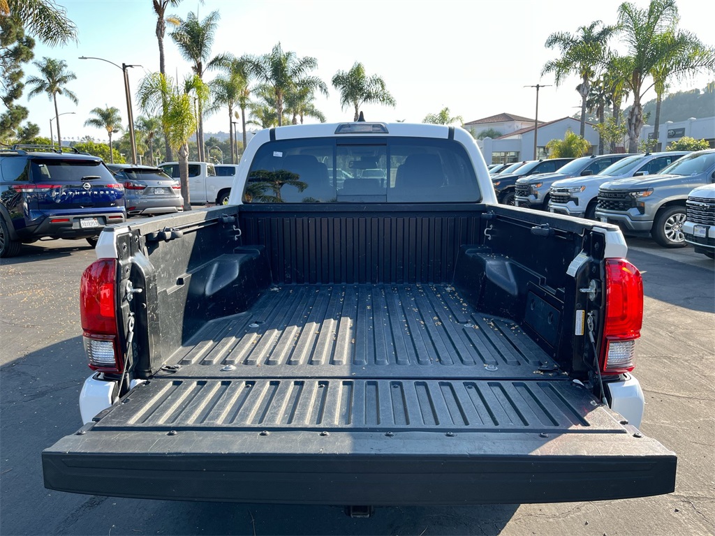 2021 Toyota Tacoma SR5 photo 22