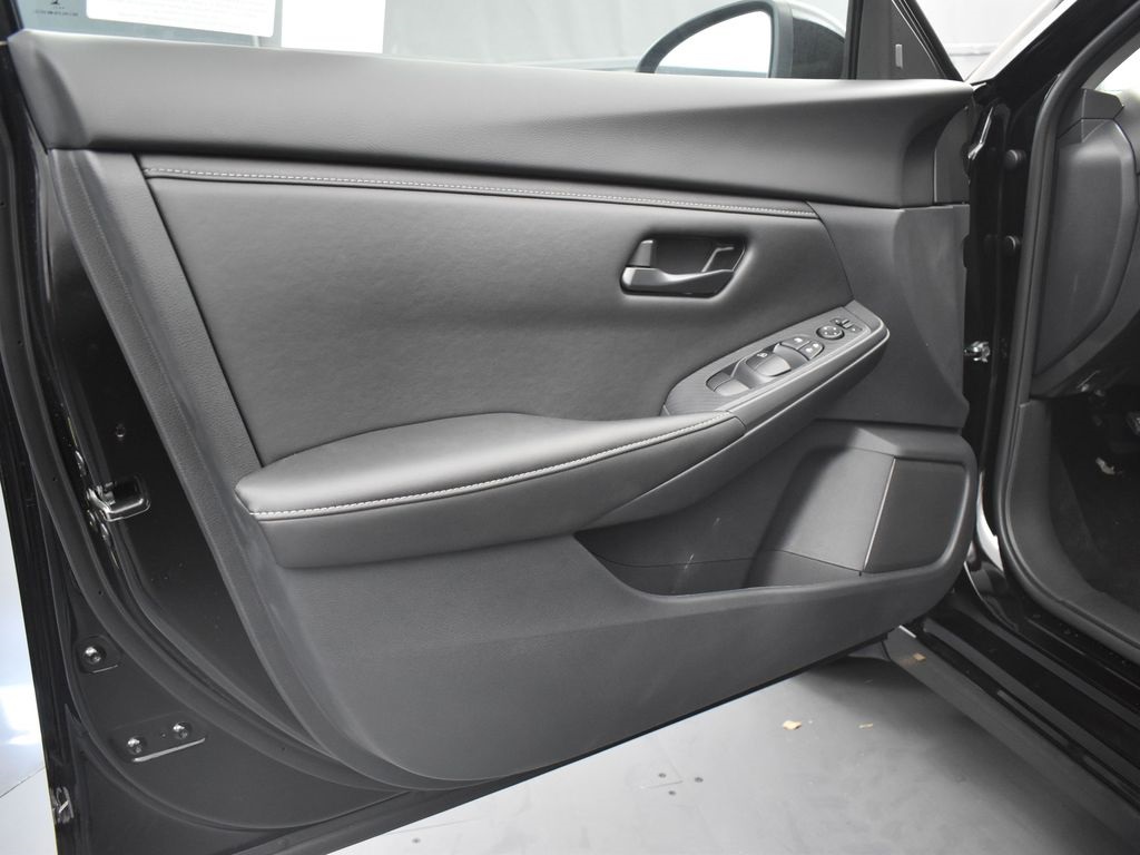 2025 Nissan Sentra S photo 24