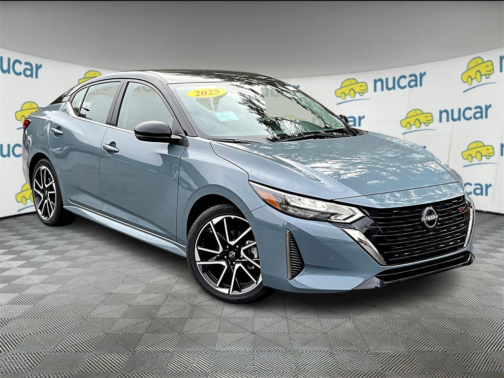2025 Nissan Sentra SR's photo