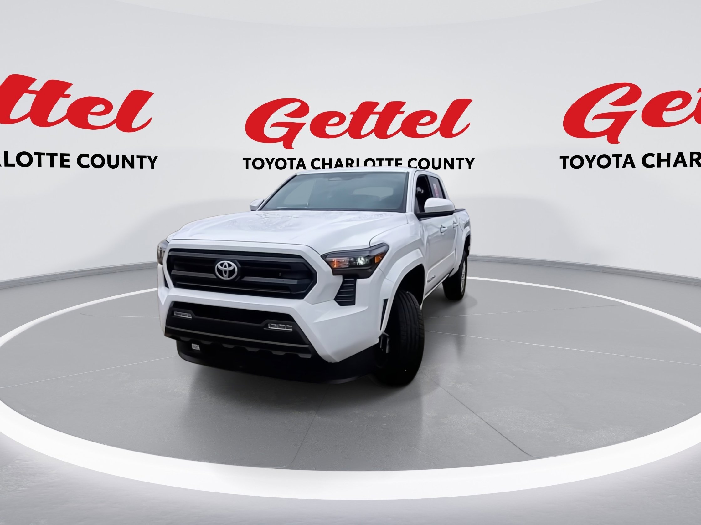 2024 Toyota Tacoma SR5 photo 3