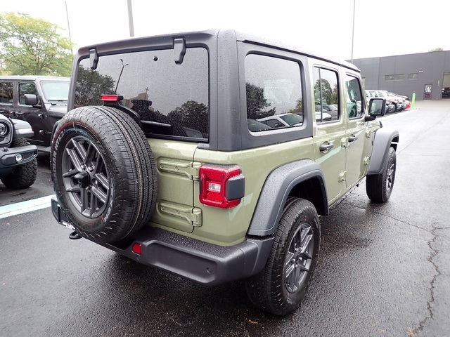 2025 Jeep Wrangler Sport S photo 4