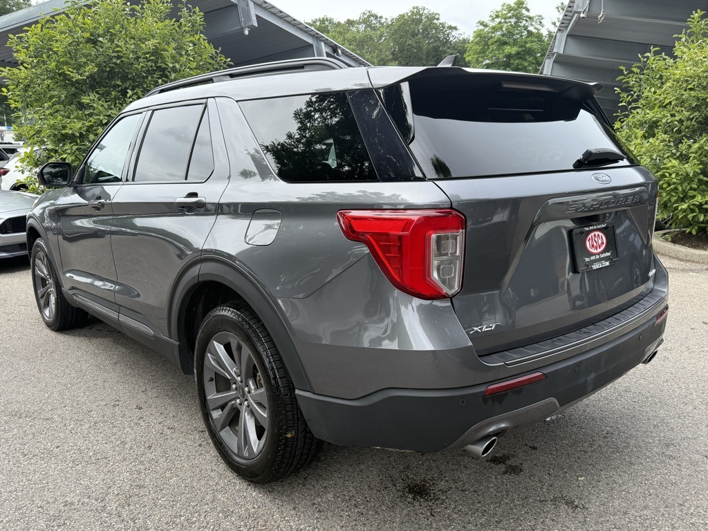 2022 Ford Explorer XLT photo 6