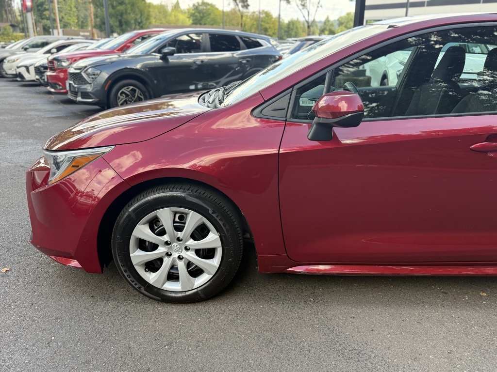 2024 Toyota Corolla LE photo 8