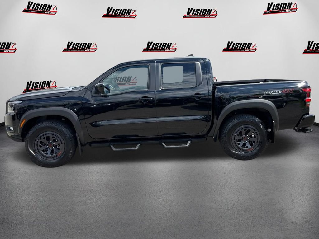 2025 Nissan Frontier PRO-4X photo 6