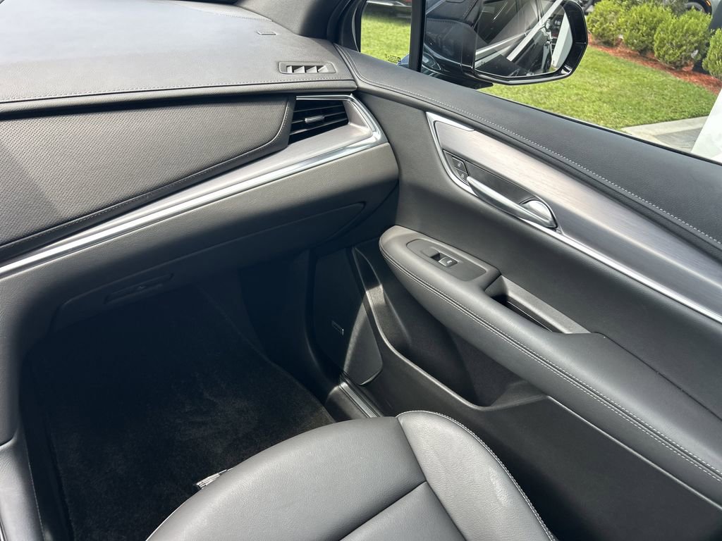 2024 Cadillac XT5 Luxury photo 15