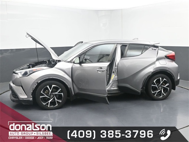 2018 Toyota C-HR XLE photo 20