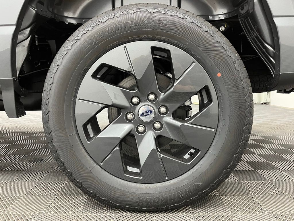 2025 Ford F-150 STX photo 21