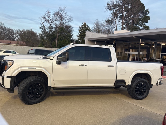 2025 GMC Sierra 2500HD Denali Ultimate's photo