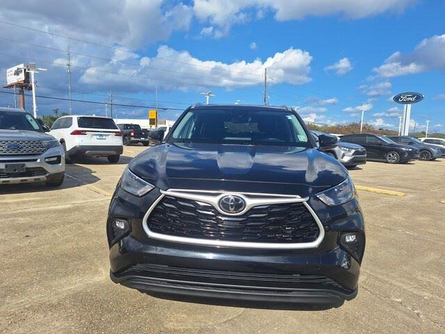 2022 Toyota Highlander XLE photo 8