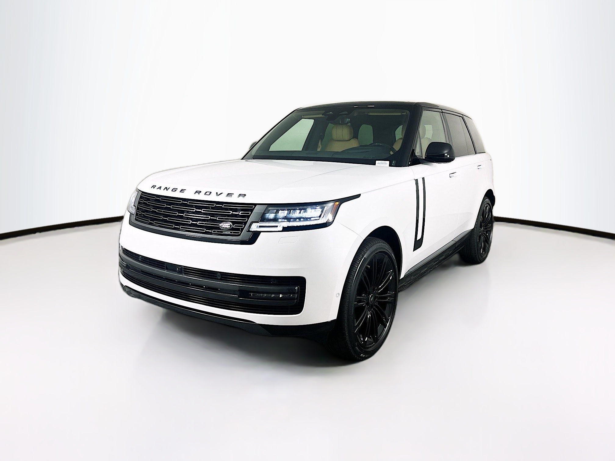 2025 Land Rover Range Rover SE's photo