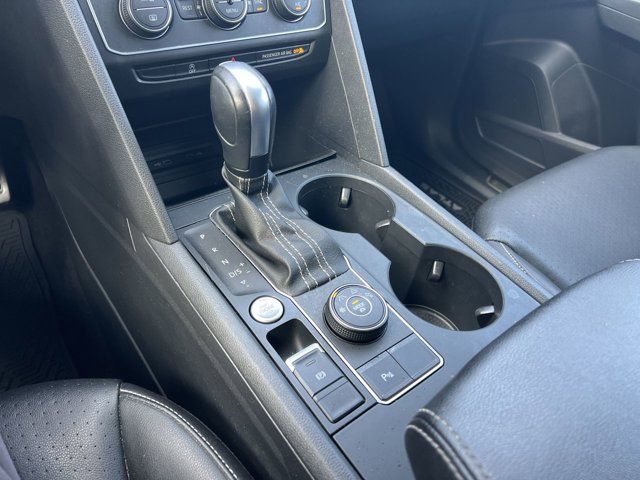 2021 Volkswagen Atlas V6 SE Technology R-Line photo 10