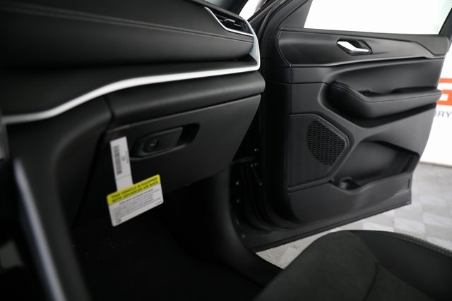 2025 Jeep Grand Cherokee Altitude X photo 13
