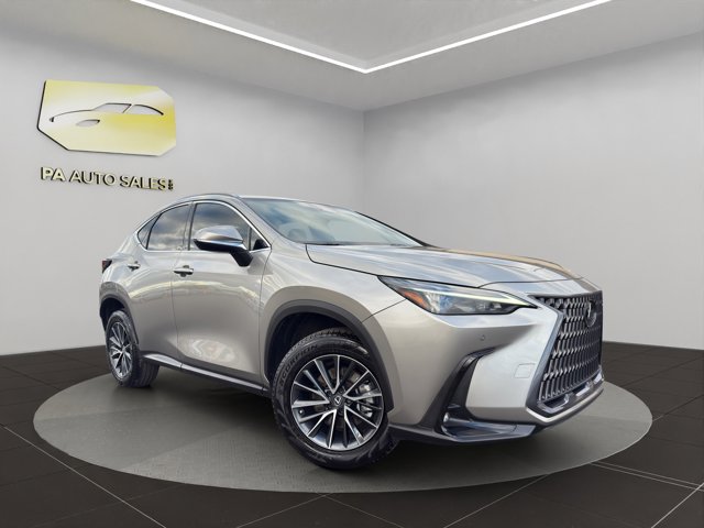 2023 Lexus NX 350's photo