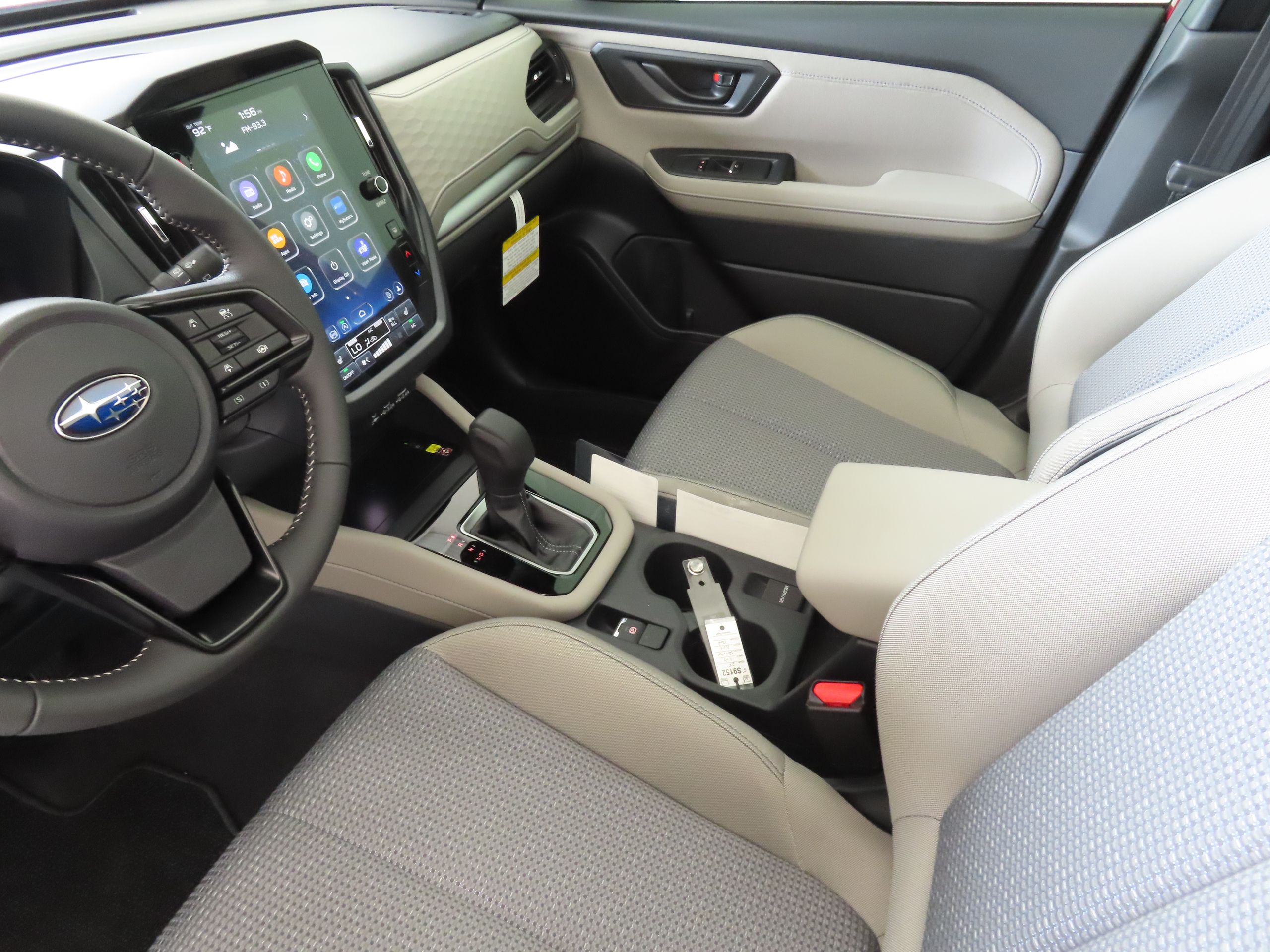 2025 Subaru Forester Premium Base photo 18