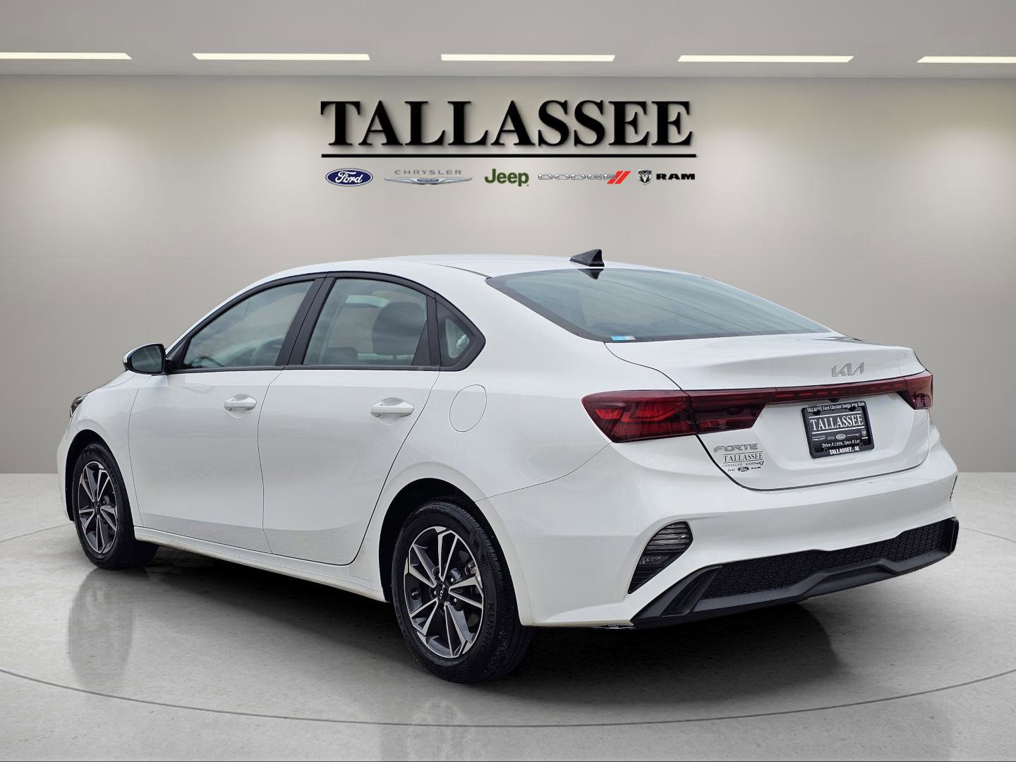 2024 Kia Forte LXS photo 10