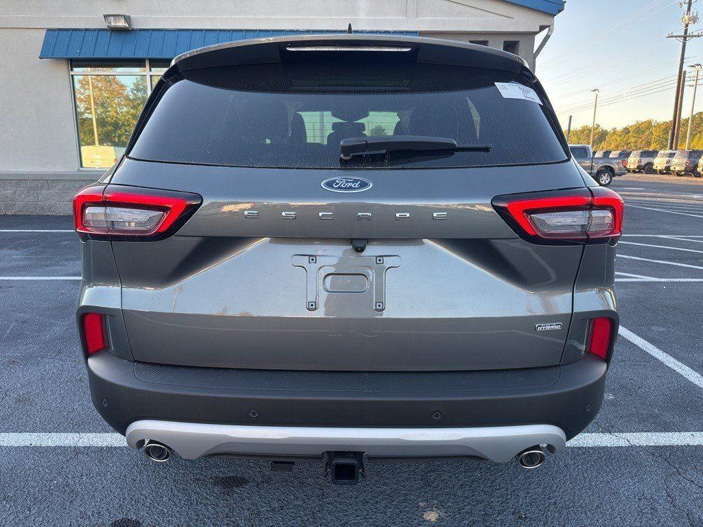 2025 Ford Escape Plug-In Hybrid photo 4