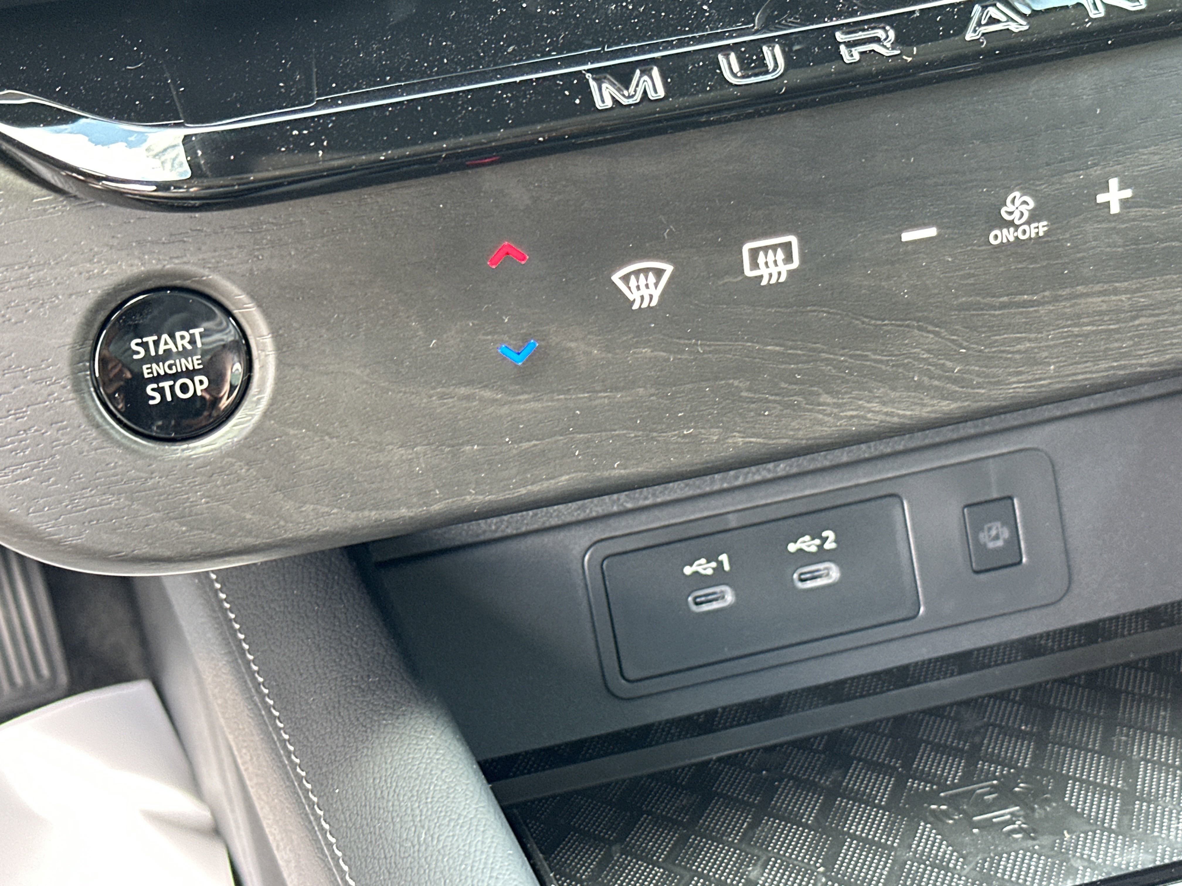 2025 Nissan Murano SL photo 23