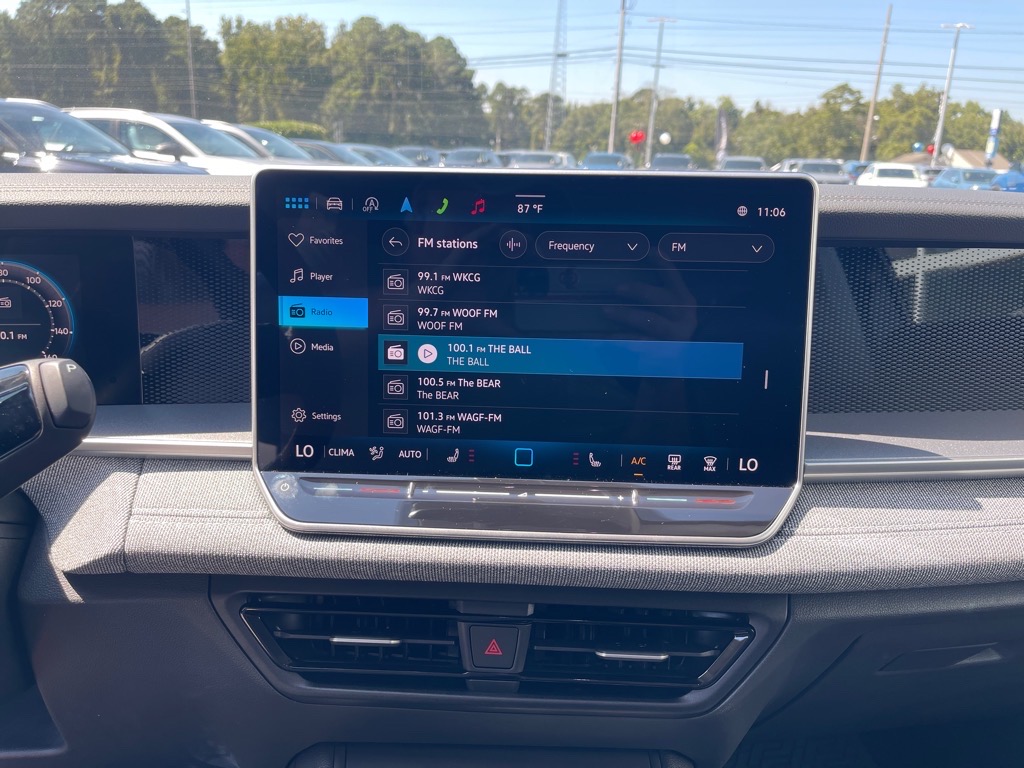 2025 Volkswagen Tiguan S photo 5