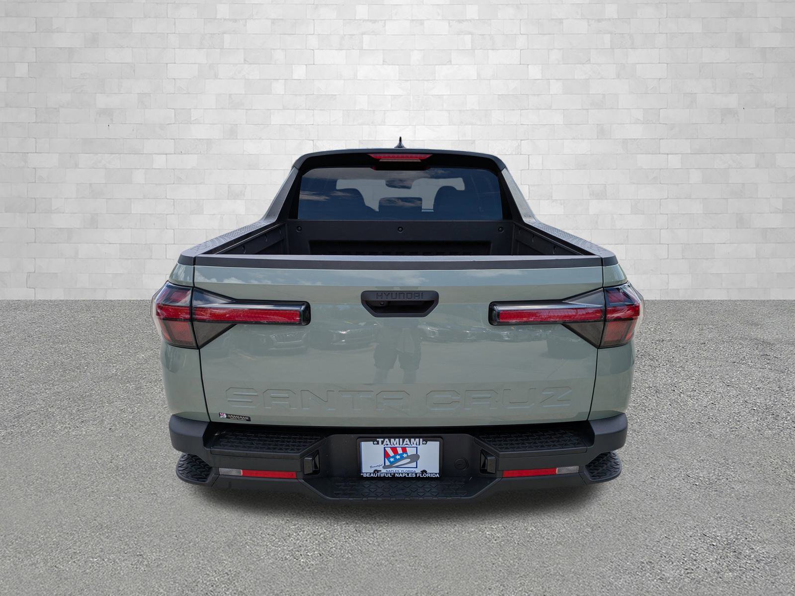 2024 Hyundai Santa Cruz SE photo 3