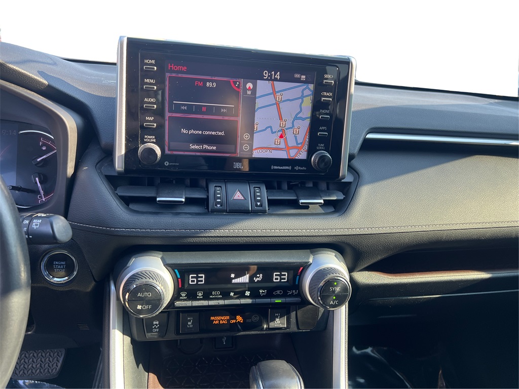 2020 Toyota RAV4 Limited photo 14
