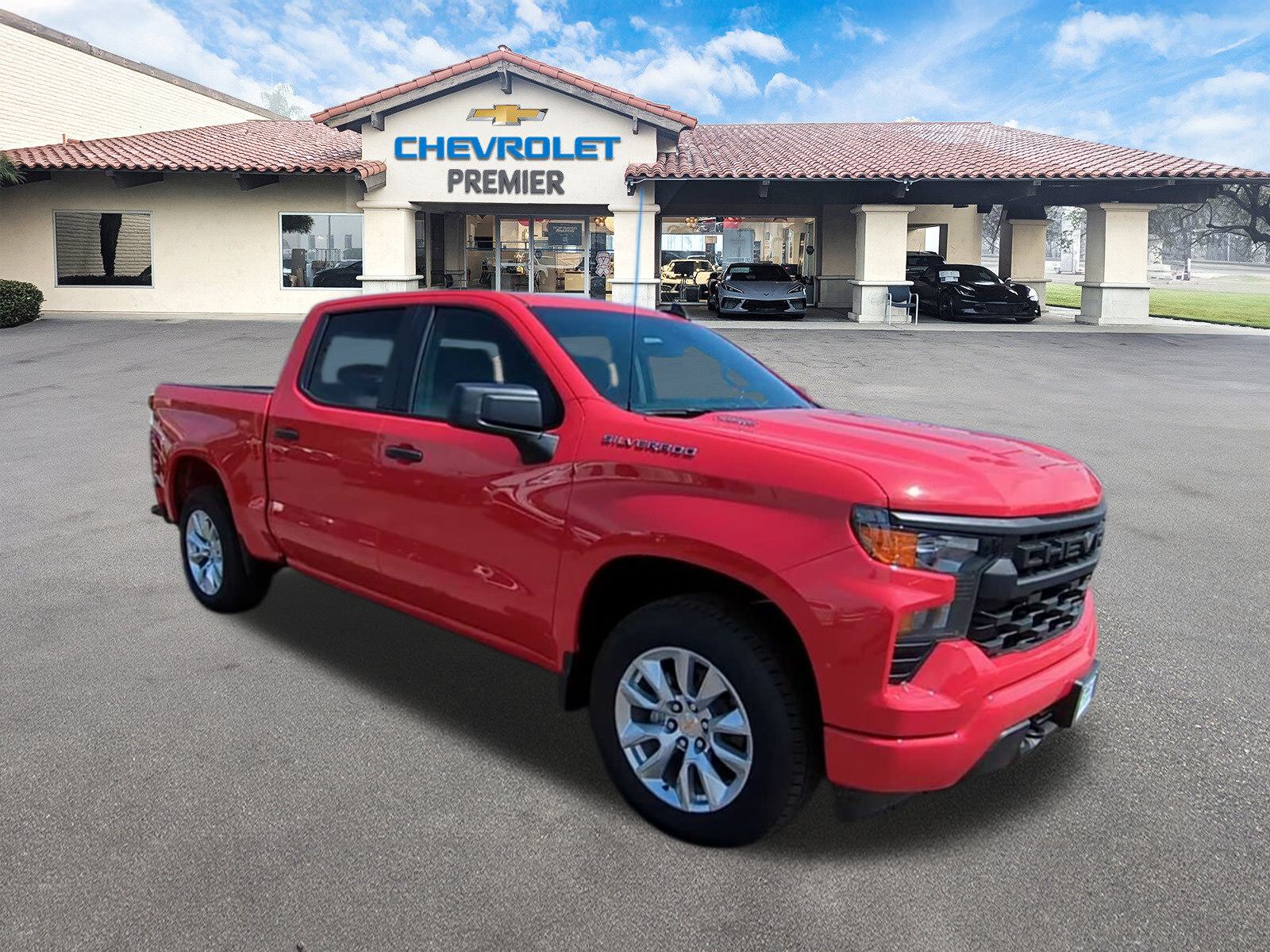 2025 Chevrolet Silverado 1500 Custom photo 2