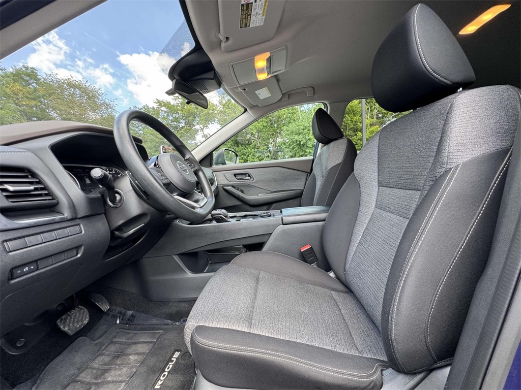 2021 Nissan Rogue S photo 13
