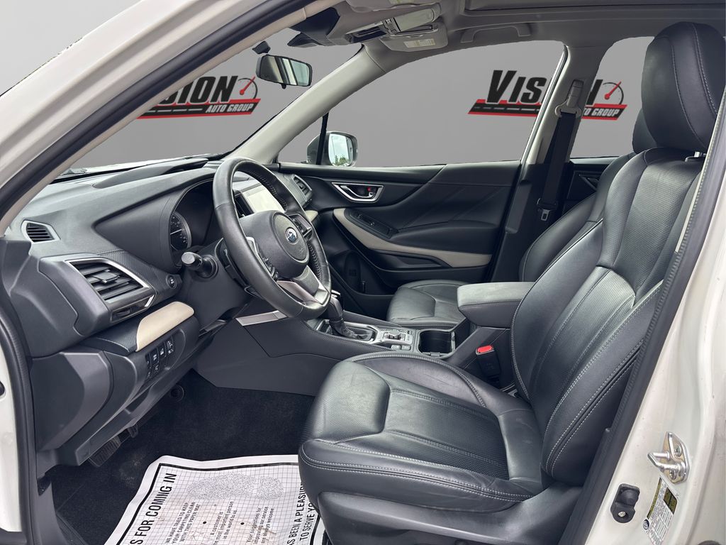2022 Subaru Forester Limited photo 8