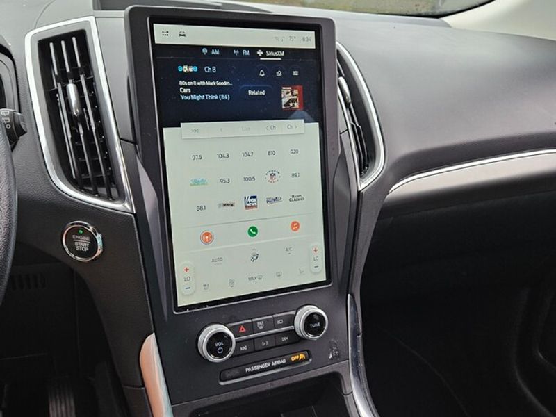 2023 Ford Edge Titanium photo 19